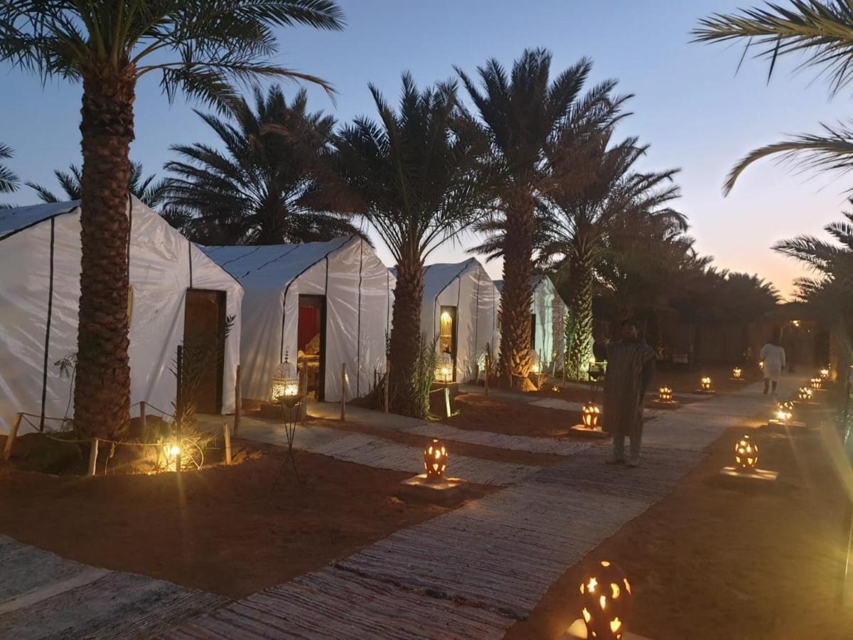 Auberge Sahara Garden Lac Yasmins Eksteriør bilde