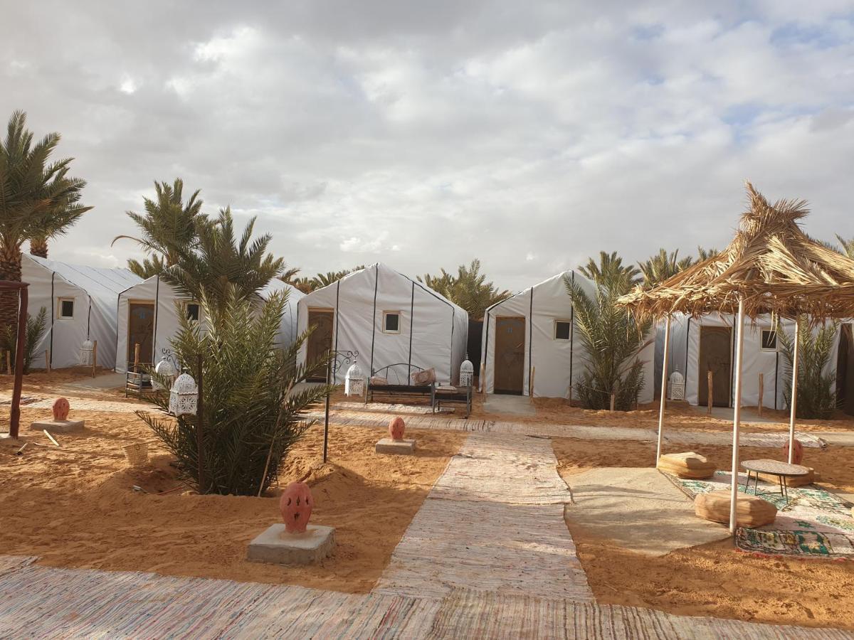 Auberge Sahara Garden Lac Yasmins Eksteriør bilde
