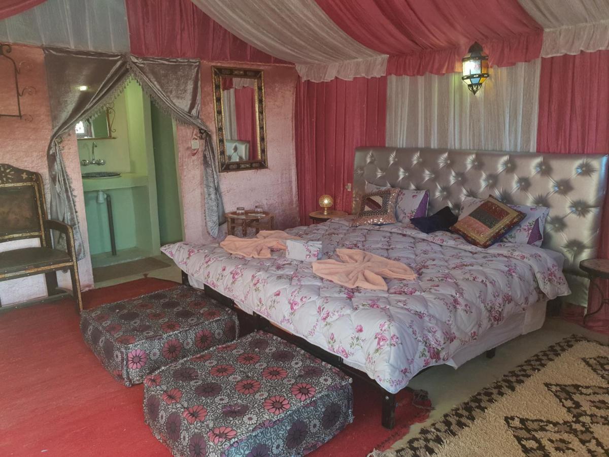 Auberge Sahara Garden Lac Yasmins Eksteriør bilde