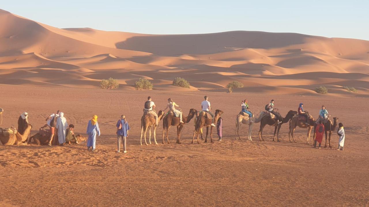 Auberge Sahara Garden Lac Yasmins Eksteriør bilde