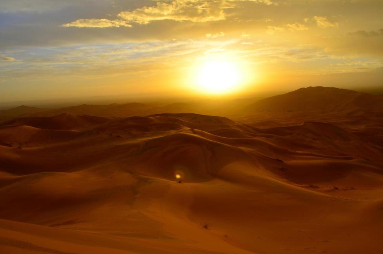 Auberge Sahara Garden Lac Yasmins Eksteriør bilde