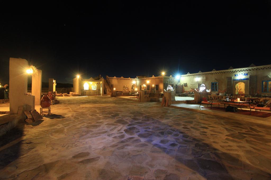 Auberge Sahara Garden Lac Yasmins Eksteriør bilde