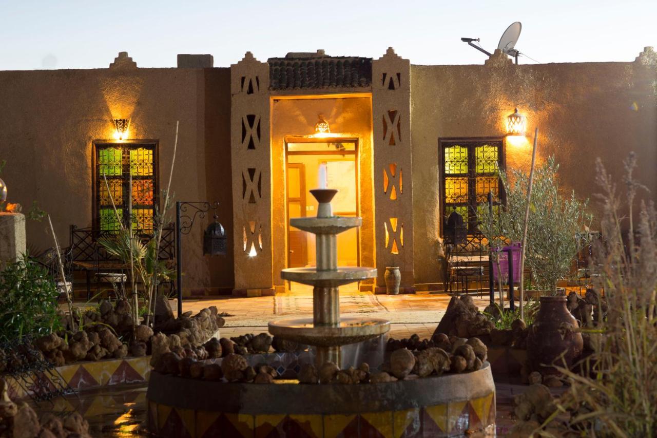 Auberge Sahara Garden Lac Yasmins Eksteriør bilde